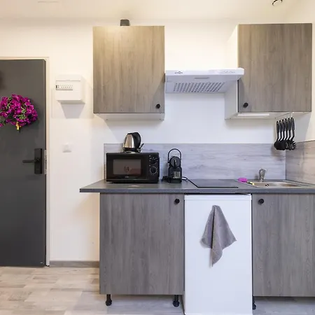 Glm Groupe - Glm Residences 2 *